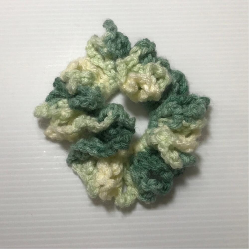 NWT Green Cream Handmade Crocheted Hair Scrunchie
